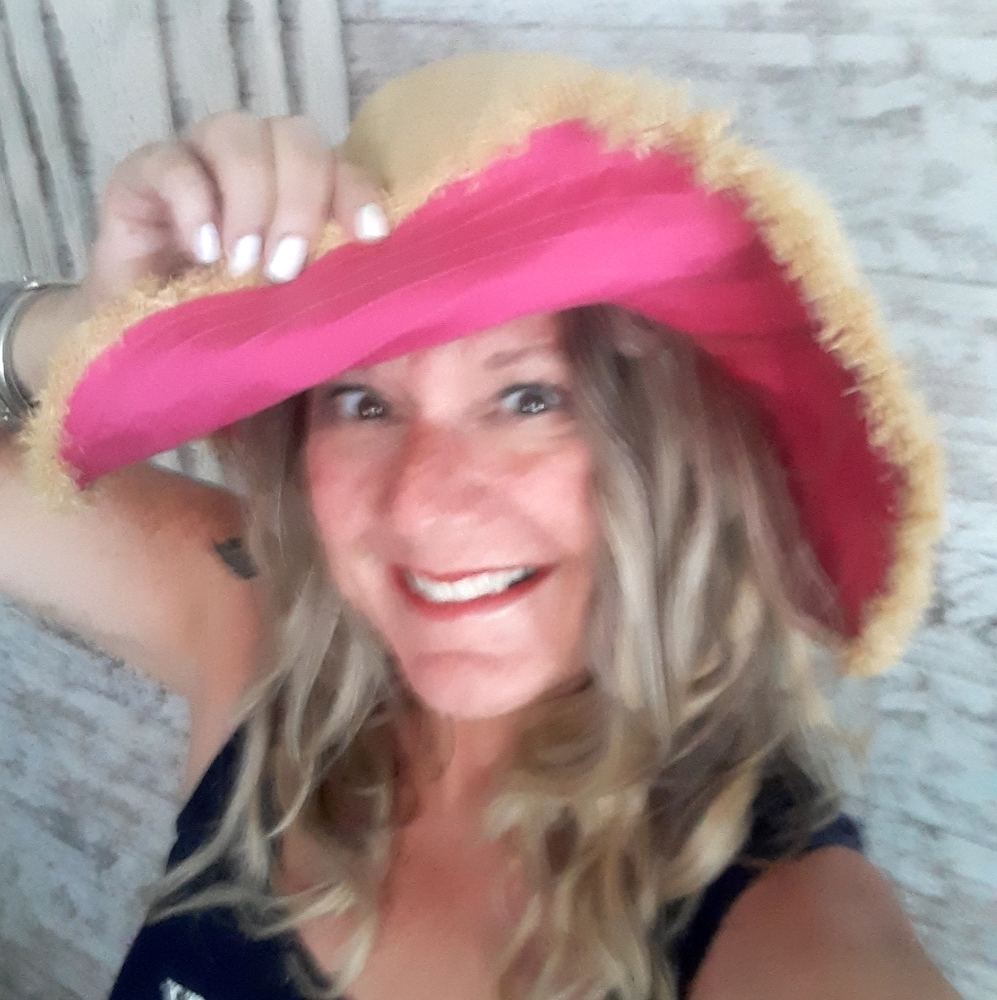 Meet your Posher, Victoria